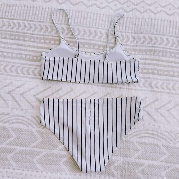 Shein girls stripped bikini XL 13-14y - Picture 3 of 5